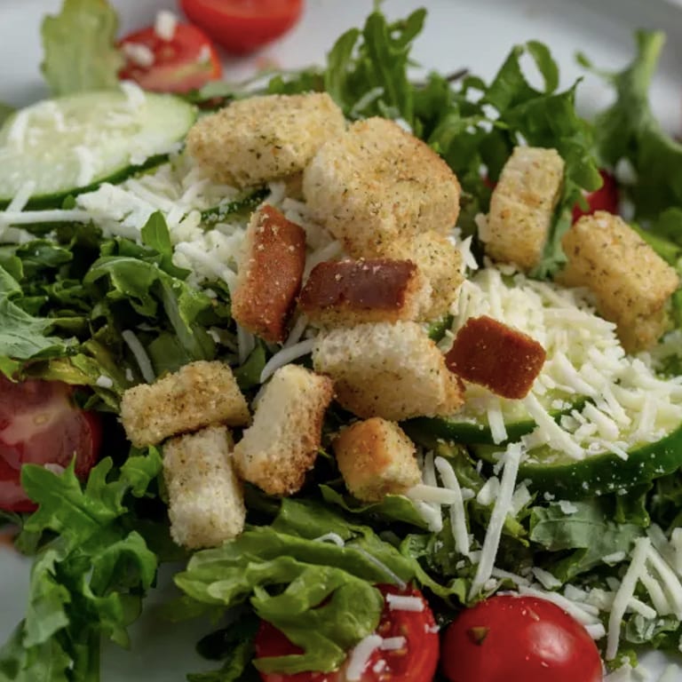 Fresh Caesar Salad: A Classic Italian Favorite