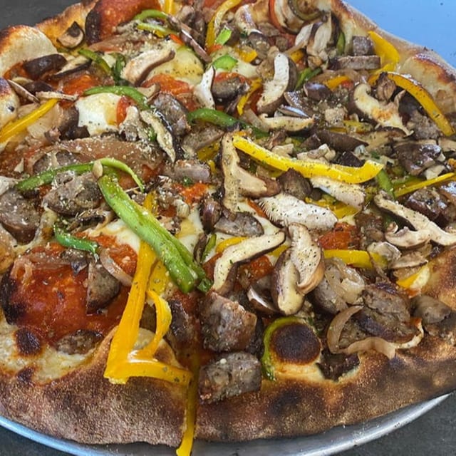 Deluxe Red Sauce Cauliflower Pizza.